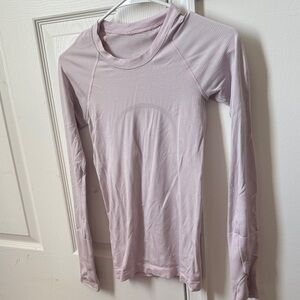 Swiftly size 2, Lululemon Women's Light Pink Long Sleeve Top